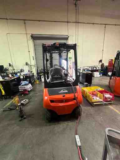 New 2023 LINDE E204WP_346-20 Forklift – Electric Sit Down 4 Wheel, 4000 lb Capacity, 91” Mast, 1 Hours – $44682.74 – Anaheim - Thumbnail 2