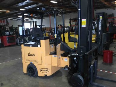 Used 2020 BENDI B30AC Forklift – VNA, 3000 lb Capacity, 107” Mast, 8043 Hours – $49500.00 – Anaheim - Thumbnail 2