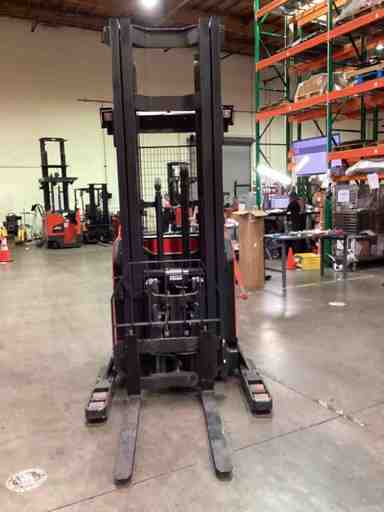 Used 2022 LINDE R15SXD_5195 Forklift – Stand Up Double Reach, 3000 lb Capacity, 119” Mast, 1693 Hours – $39500.00 – Anaheim - Thumbnail 2