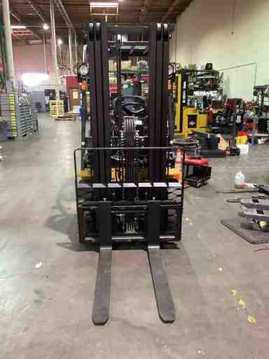 Used 2022 BIG JOE LPE-50_80V Forklift – Lithium Electric Pneumatic, 5000 lb Capacity, 87” Mast, 383 Hours – $36500.00 – Anaheim - Thumbnail 2