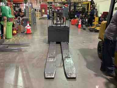 Used 2021 LINDE EWR30_1101-02-27X96-PS Forklift – Double Rider Jack, 6000 lb Capacity, 3” Mast, 380.5 Hours – $25854.00 – Anaheim - Thumbnail 3