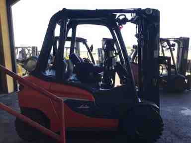 Used 2022 LINDE H30T_1202 Forklift – LPG Pneumatic, 6000 lb Capacity, 90” Mast, 4126 Hours – $33500.00 – Phoenix - Thumbnail 4