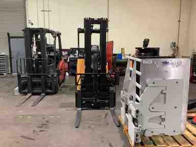 Used 2022 BENDI B30AC Forklift – VNA, 3000 lb Capacity, 95” Mast, 7325.8 Hours – $54500.00 – Anaheim - Thumbnail 3