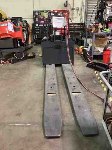 Used 2022 LINDE EWR30_1101-02-27X78-PS Forklift – Rider Jack, 6000 lb Capacity, 3” Mast, 1229.7 Hours – $16419.00 – Anaheim - Thumbnail 3