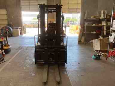 Used 2022 BIG JOE LPE-60_80V Forklift – Lithium Electric Pneumatic, 6000 lb Capacity, 88” Mast, 1046 Hours – $35500.00 – Phoenix - Thumbnail 4