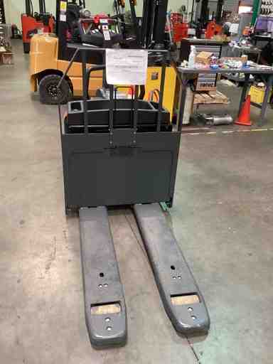 Used 2022 LINDE EWR30_1101-02-27X48-PS Forklift – Rider Jack, 6000 lb Capacity, 3” Mast, 1087 Hours – $9900.00 – Anaheim - Thumbnail 4