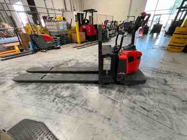 Used 2022 LINDE EWR30_1101-02-27X96 Forklift – Double Rider Jack, 6000 lb Capacity, 3” Mast, 780 Hours – $15744.00 – Anaheim - Thumbnail 3