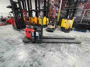 Used 2022 LINDE EWR30_1101-02-27X96 Forklift – Double Rider Jack, 6000 lb Capacity, 3” Mast, 780 Hours – $15744.00 – Anaheim - Thumbnail 4