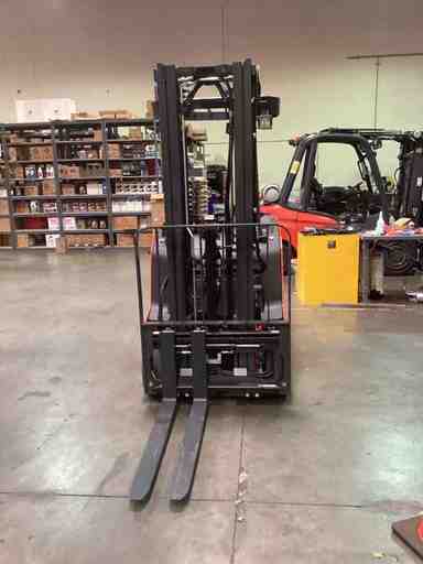 Used 2022 LINDE E18S_1346-20 Forklift – Electric Stand Up Counterbalance, 3500 lb Capacity, 91.5” Mast, 1555 Hours – $32500.00 – Hawaii, Waipahu - Thumbnail 3