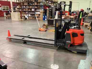 New 2022 LINDE EWR30_1101-02-27X96 Forklift – Double Rider Jack, 6000 lb Capacity, 3” Mast, 2 Hours – $15950.00 – Anaheim - Thumbnail 3