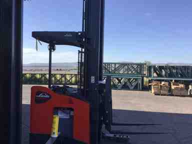 Used 2021 LINDE R22SX_5195 Forklift – Stand Up Reach, 4500 lb Capacity, 139” Mast, 1838 Hours – $42850.00 – Phoenix - Thumbnail 3