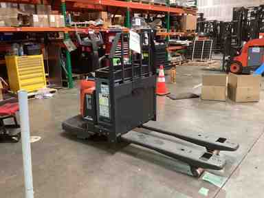 Used 2022 LINDE EWR30_1101-02-27X48 Forklift – Rider Jack, 6000 lb Capacity, 3” Mast, 122.8 Hours – $12000.00 – Anaheim - Thumbnail 1