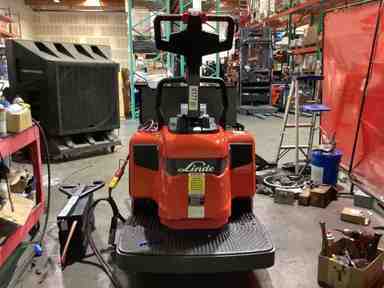 Used 2022 LINDE EWR30_1101-02-27X48 Forklift – Rider Jack, 6000 lb Capacity, 3” Mast, 513.9 Hours – $12500.00 – Anaheim - Thumbnail 4