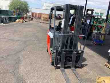 Used 2022 LINDE E32CL_1347-FT Forklift – Electric Sit Down 4 Wheel, 6500 lb Capacity, 88” Mast, 826 Hours – $36200.00 – Phoenix - Thumbnail 5