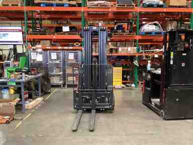 Used 2022 LINDE E20S_1346-20 Forklift – Electric Stand Up Counterbalance, 4000 lb Capacity, 89” Mast, 1794 Hours – $39500.00 – Riverside, CA - Thumbnail 1