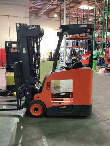 Used 2022 LINDE E20S_1346-20 Forklift – Electric Stand Up Counterbalance, 4000 lb Capacity, 89” Mast, 1810 Hours – $39500.00 – Anaheim - Thumbnail 4
