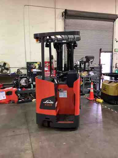 Used 2022 LINDE E20S_1346-20 Forklift – Electric Stand Up Counterbalance, 4000 lb Capacity, 89” Mast, 1810 Hours – $39500.00 – Anaheim - Thumbnail 1