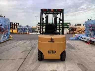 Demo 2022 BIG JOE LPE-50_80V Forklift – Lithium Electric Pneumatic, 5000 lb Capacity, 87” Mast, 194 Hours – $38985.00 – Anaheim - Thumbnail 4