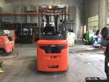 Used 2022 LINDE E32CL_1347-FT Forklift – Electric Sit Down 4 Wheel, 6500 lb Capacity, 88” Mast, 1350 Hours – $36200.00 – Phoenix - Thumbnail 3