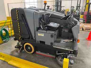 Used 2022 KARCHER B300R Forklift – Scrub-Utility,  lb Capacity, 70” Mast, 669 Hours – $49500.00 – Anaheim - Thumbnail 1