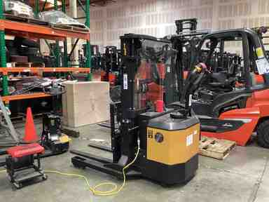 Used 2022 BIG JOE PDSR30-157 Forklift – Walkie Reach Stacker, 3000 lb Capacity, 78” Mast, 9 Hours – $18500.00 – Phoenix - Thumbnail 2