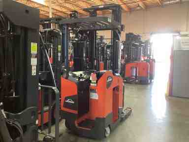 Used 2022 LINDE R17SX_5195 Forklift – Stand Up Reach, 3500 lb Capacity, 113” Mast, 1447 Hours – $39500.00 – Phoenix - Thumbnail 1