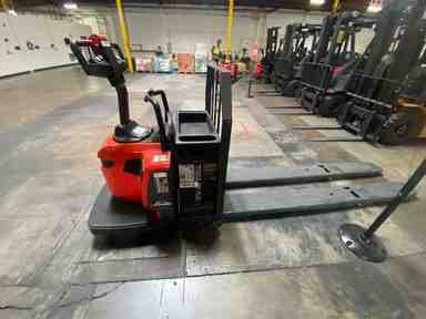 Used 2022 LINDE EWR30_1101-02-27X96-PS Forklift – Double Rider Jack, 6000 lb Capacity, 3” Mast, 726.7 Hours – $17522.00 – Anaheim - Thumbnail 1