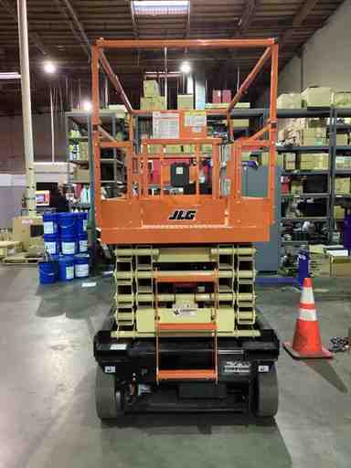 Used 2022 JLG ES3246 Forklift – Scissor Lift, 705 lb Capacity, 96” Mast, 139 Hours – $38500.00 – Las Vegas - Thumbnail 4