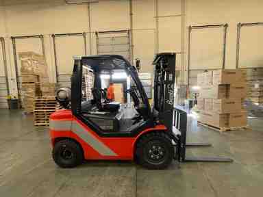 Used 2022 BAOLI KBG25_6010 Forklift – LPG Pneumatic, 5000 lb Capacity, 86” Mast, 417 Hours – $38250.00 – Phoenix - Thumbnail 2