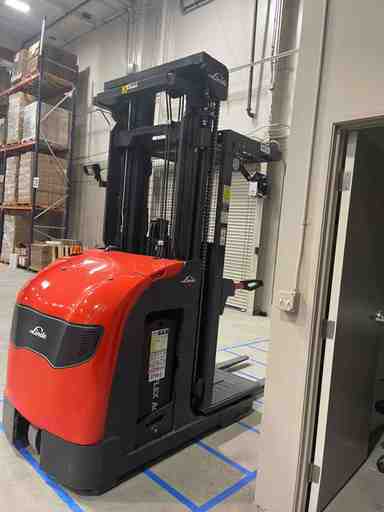 Used 2021 LINDE V15P_5215 Forklift – Electric Order Picker, 3000 lb Capacity, 107” Mast, 1338 Hours – $27500.00 – Salt Lake City - Thumbnail 2