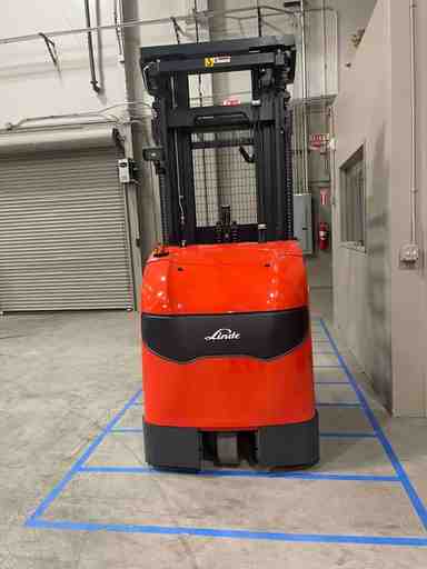 Used 2021 LINDE V15P_5215 Forklift – Electric Order Picker, 3000 lb Capacity, 107” Mast, 1338 Hours – $27500.00 – Salt Lake City - Thumbnail 4