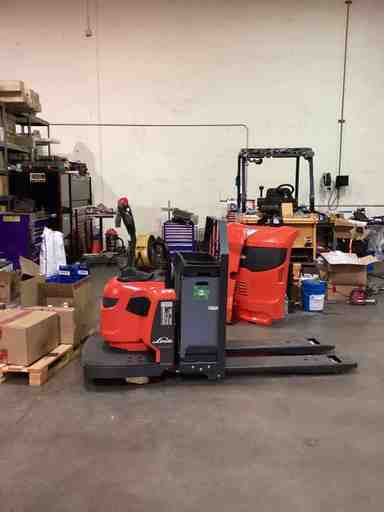 Used 2022 LINDE EWR30_1101-02-27X48-PS Forklift – Rider Jack, 6000 lb Capacity, 3” Mast, 948.6 Hours – $12500.00 – Anaheim - Thumbnail 1