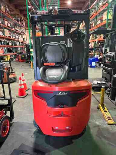 Used 2022 LINDE E25C_1347-FT Forklift – Electric Sit Down 4 Wheel, 5000 lb Capacity, 91” Mast, 1776 Hours – $57500.00 – Anaheim - Thumbnail 2