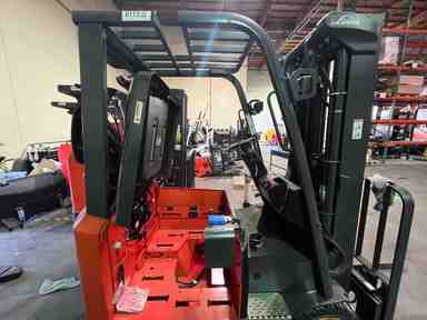 Used 2022 LINDE E25C_1347-FT Forklift – Electric Sit Down 4 Wheel, 5000 lb Capacity, 91” Mast, 1776 Hours – $57500.00 – Anaheim - Thumbnail 1