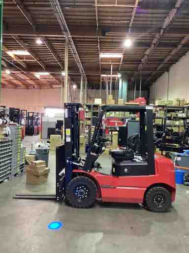 Used 2022 BIG JOE LPE-50_80V Forklift – Lithium Electric Pneumatic, 5000 lb Capacity, 87.5” Mast, 2490 Hours – $34500.00 – Anaheim - Thumbnail 3