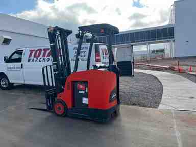 Used 2022 LINDE E18S_1346-20 Forklift – Electric Stand Up Counterbalance, 3500 lb Capacity, 91.5” Mast, 1086 Hours – $33500.00 – Phoenix - Thumbnail 2