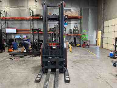 Used 2022 LINDE R17SX_5195 Forklift – Stand Up Reach, 3500 lb Capacity, 113” Mast, 678 Hours – $46500.00 – Phoenix - Thumbnail 1