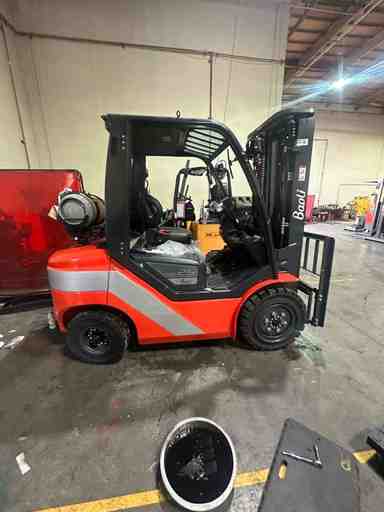 New 2023 BAOLI KBG25_6010 Forklift – LPG Pneumatic, 5000 lb Capacity, 90” Mast, 174 Hours – $36850.00 – Salt Lake City - Thumbnail 2