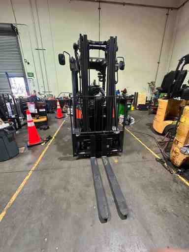 Used 2023 LINDE H20CT-600_391 Forklift – LPG Cushion, 4500 lb Capacity, 86” Mast, 3073 Hours – $37500.00 – Anaheim - Thumbnail 4