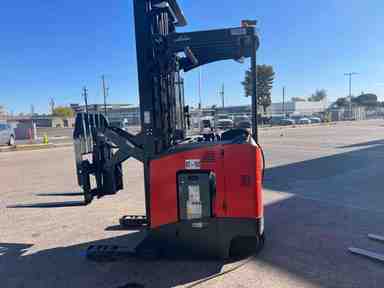 Used 2022 LINDE R17SX_5195 Forklift – Stand Up Reach, 3500 lb Capacity, 113” Mast, 1017 Hours – $59500.00 – Phoenix - Thumbnail 4