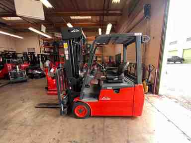 Used 2022 LINDE E20_346-20 Forklift – Electric Sit Down 3 Wheel, 4000 lb Capacity, 89” Mast, 494 Hours – $42500.00 – Hawaii, Waipahu - Thumbnail 1