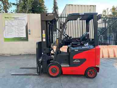 Used 2022 LINDE E25C_1347-FT Forklift – Electric Sit Down 4 Wheel, 5000 lb Capacity, 89” Mast, 3776.1 Hours – $39500.00 – Anaheim : Rented (Anaheim) - Thumbnail 2