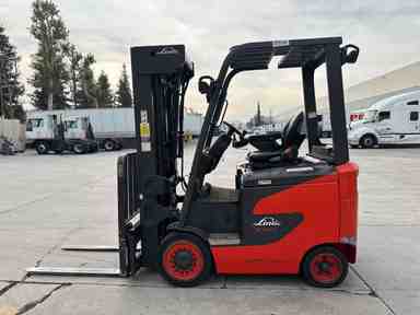 Used 2022 LINDE E25C_1347-FT Forklift – Electric Sit Down 4 Wheel, 5000 lb Capacity, 89” Mast, 3776.1 Hours – $39500.00 – Anaheim : Rented (Anaheim) - Thumbnail 4