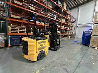 Used 2022 BENDI B40AC Forklift – VNA, 4000 lb Capacity, 89” Mast, 964.4 Hours – $88500.00 – Anaheim - Thumbnail 3