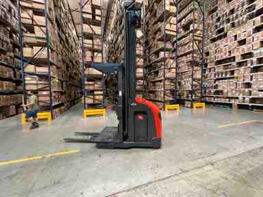 Used 2021 LINDE V15P_5215-WG Forklift – Electric Order Picker, 3000 lb Capacity, 156” Mast, 4540 Hours – $49985.00 – Anaheim - Thumbnail 1