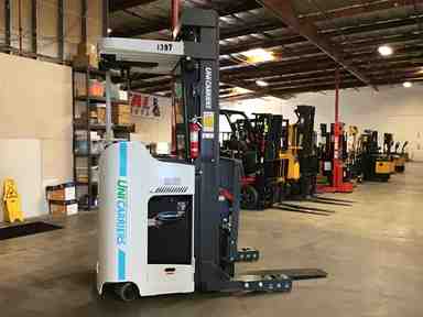 Used 2019 NISSAN SRX35N Forklift – Stand Up Reach, 3500 lb Capacity, 107” Mast, 2590 Hours – $32500.00 – Hawaii, Waipahu - Thumbnail 2