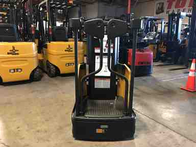 Used 2019 BIG JOE J0T-118 Forklift – Task Support Vehicle, 1000 lb Capacity, 54” Mast, 190 Hours – $14200.00 – Phoenix - Thumbnail 2