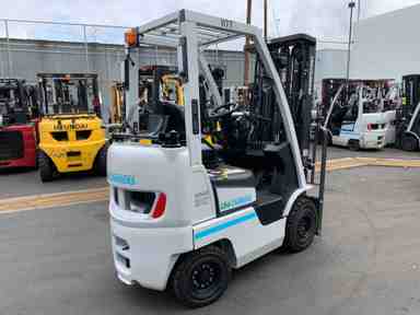 Used 2020 NISSAN AF30LP Forklift – LPG Pneumatic, 3000 lb Capacity, 83” Mast, 2344.7 Hours – $18500.00 – Anaheim - Thumbnail 3
