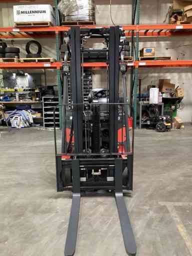 Used 2024 LINDE E18_346-20 Forklift – Electric Sit Down 3 Wheel, 3500 lb Capacity, 87” Mast, 194 Hours – $39909.00 – Anaheim - Thumbnail 3