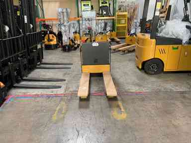Used 2022 BIG JOE WPT-45 27X48 Forklift – Walkie Jack, 4500 lb Capacity, 3” Mast, 50 Hours – $5650.00 – Hawaii, Waipahu - Thumbnail 4